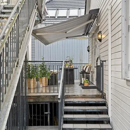 Premium 4br Steps From Bryggen * Берген